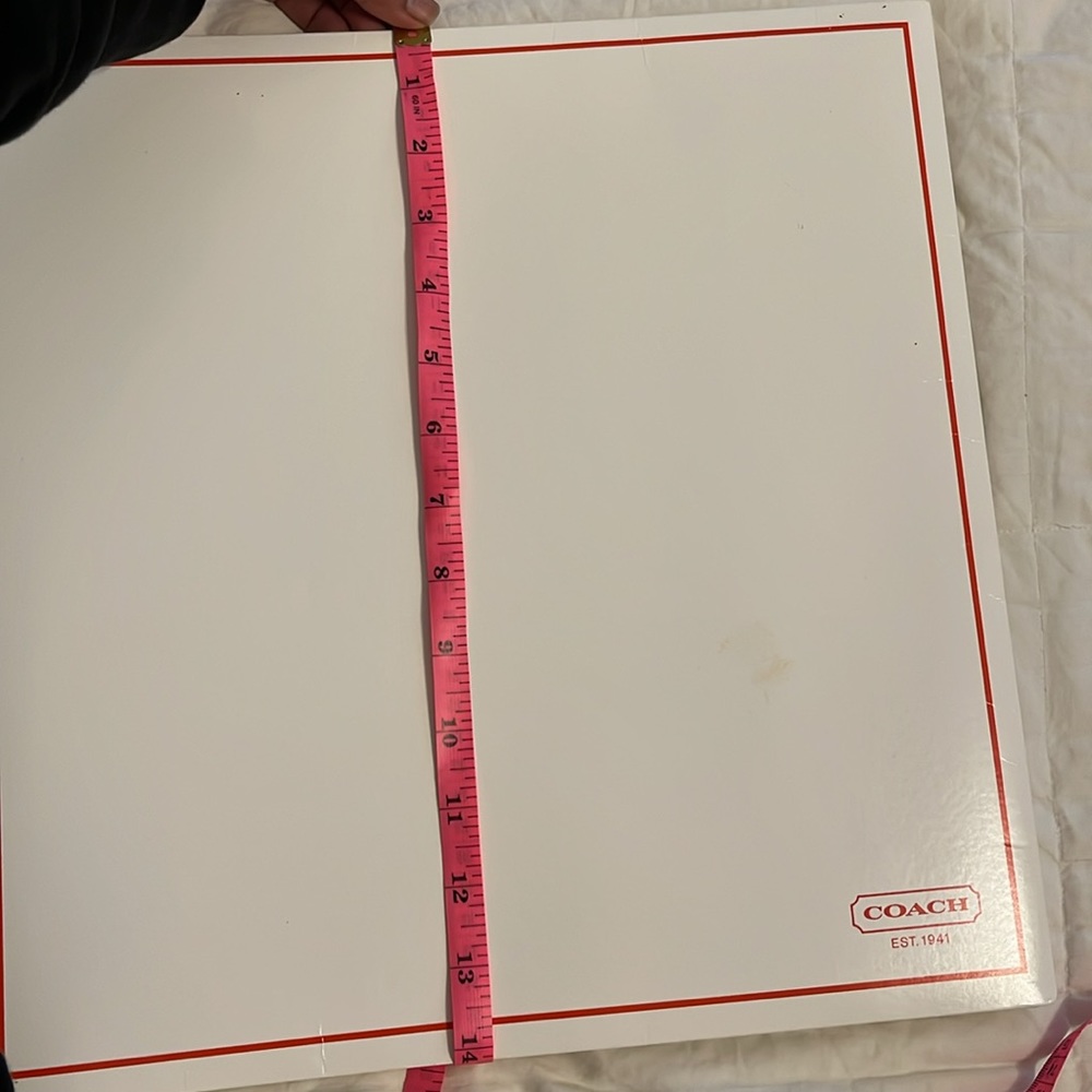 Coach NEW Gift Box, - Picture 2 of 6